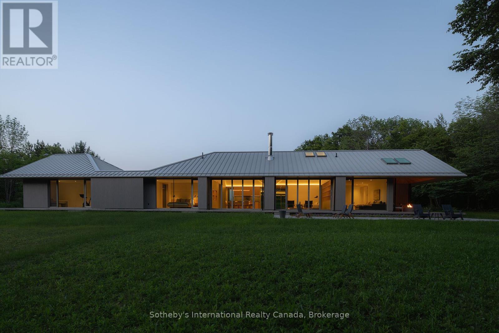 395910 11th Line, Blue Mountains, Ontario  N0H 1J0 - Photo 6 - X12267041