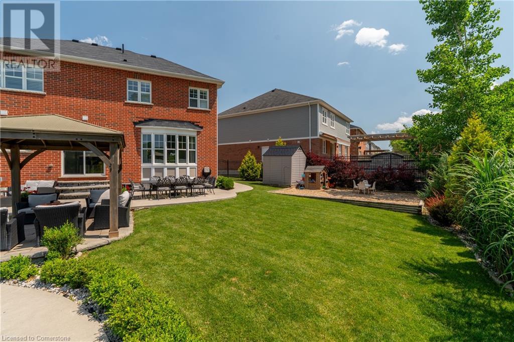 300 Falling Green Crescent, Kitchener, Ontario  N2R 0E9 - Photo 41 - 40748457