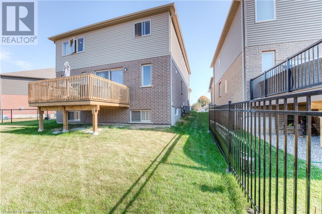 537 Valhalla Crescent Unit# Upper A, Waterloo, Ontario  N2T 2J7 - Photo 46 - 40748450