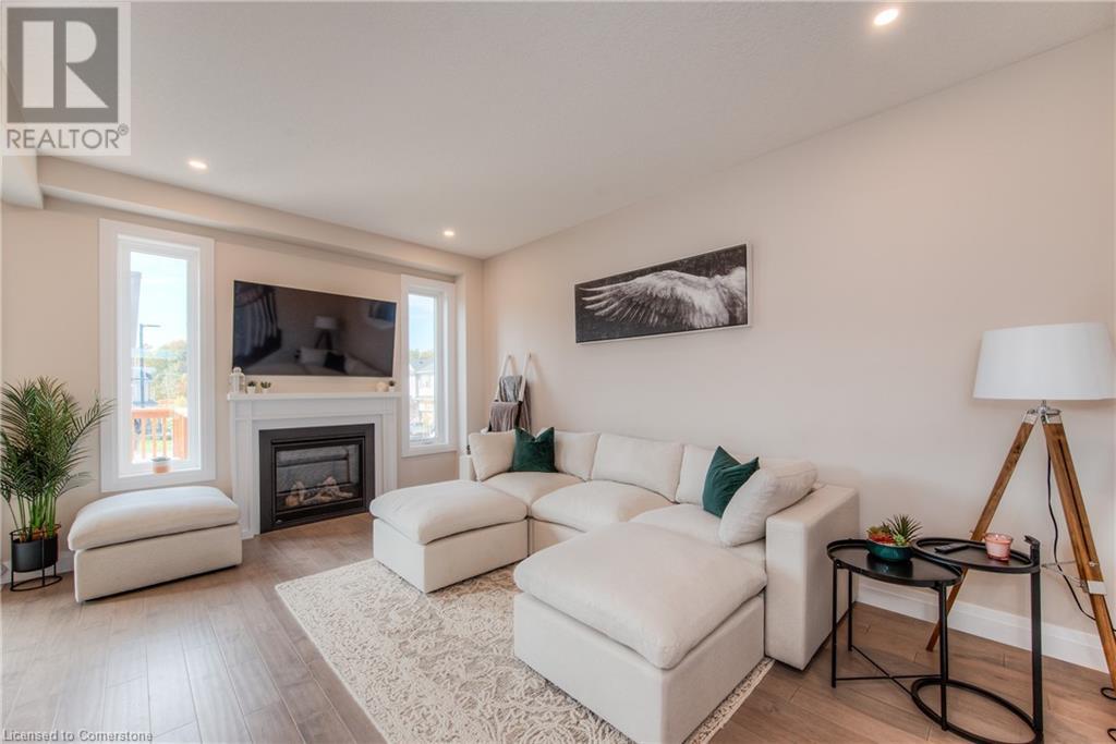 537 Valhalla Crescent Unit# Upper A, Waterloo, Ontario  N2T 2J7 - Photo 7 - 40748450