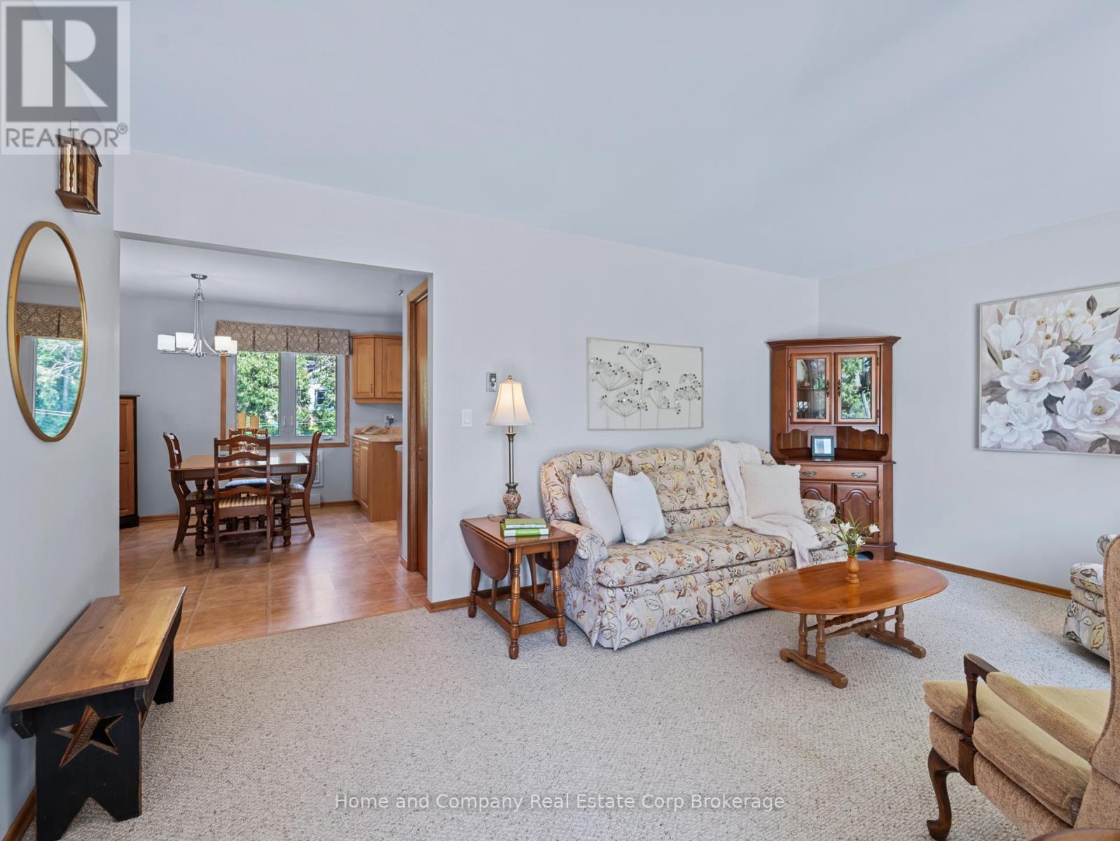 69 Water Street, Huron East, Ontario  N0K 1G0 - Photo 7 - X12267316
