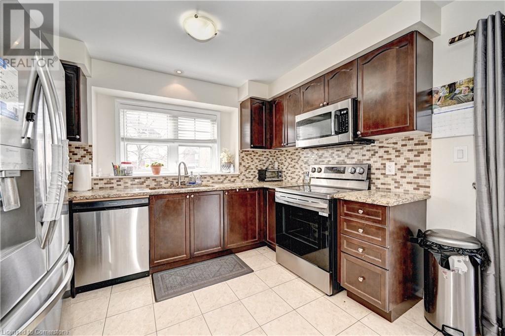 4 Dalton Drive, Cambridge, Ontario  N3C 0E7 - Photo 11 - 40748649