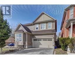 4 DALTON Drive, Cambridge, Ontario