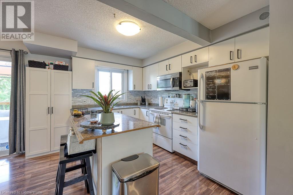 149 Snyder's Street E Unit# 9, Baden, Ontario  N3A 2V4 - Photo 12 - 40746057