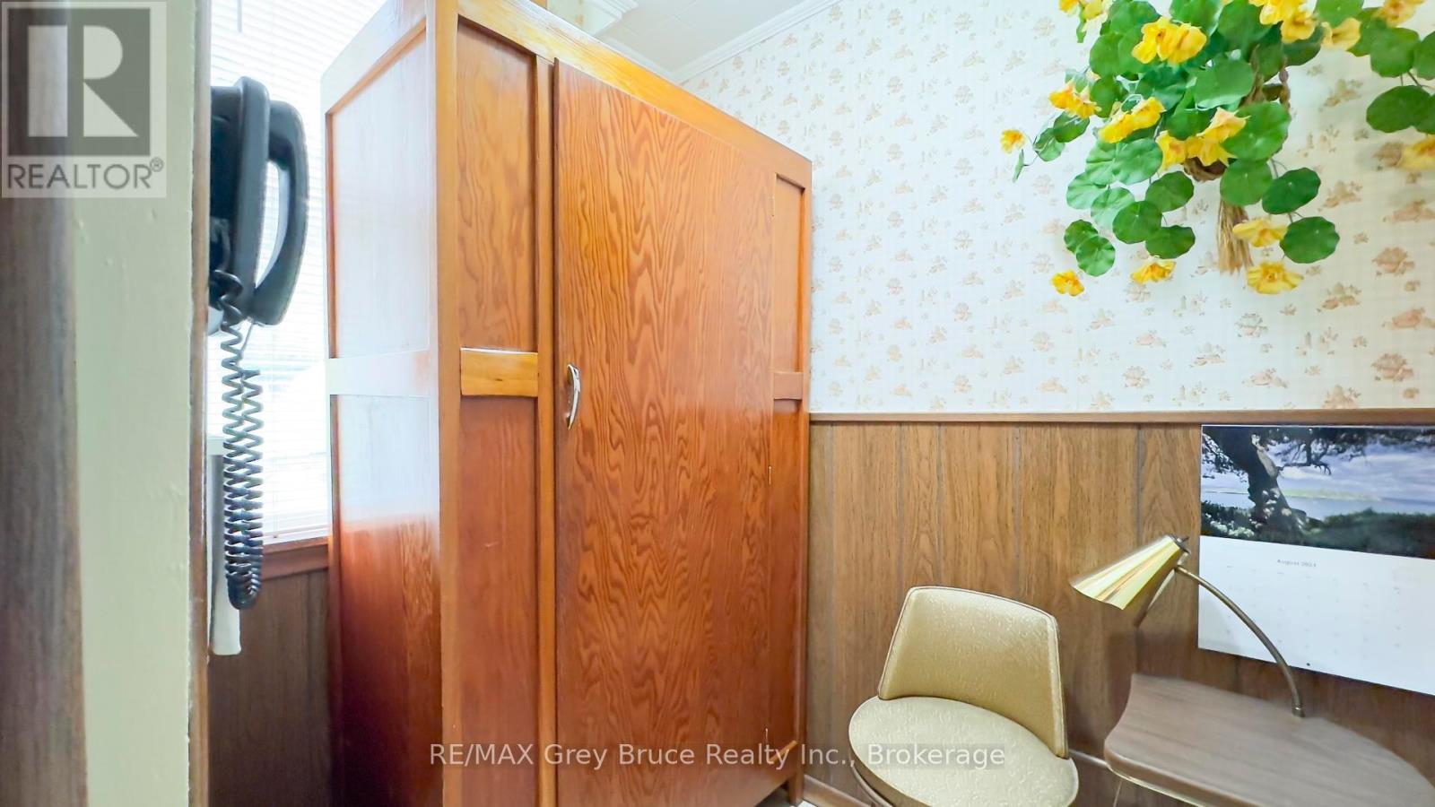 500064 Grey Road 12, West Grey, Ontario  N0C 1H0 - Photo 14 - X12267506