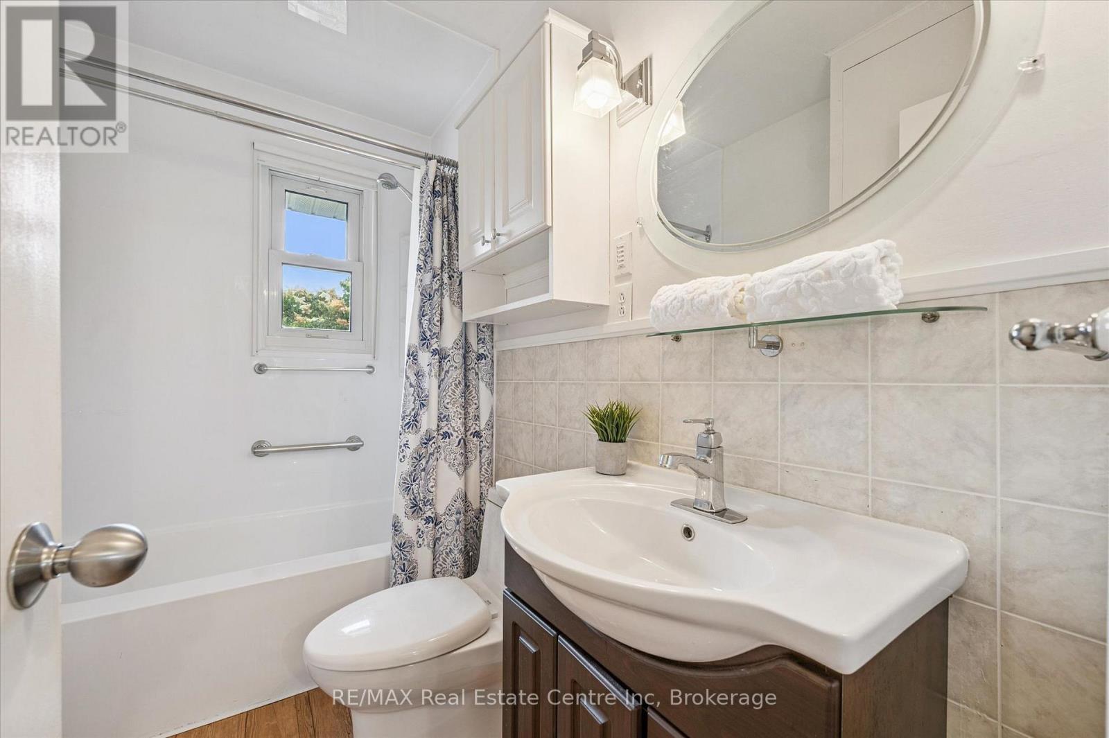 288 Margaret Avenue, Hamilton, Ontario  L8E 2J2 - Photo 12 - X12267637