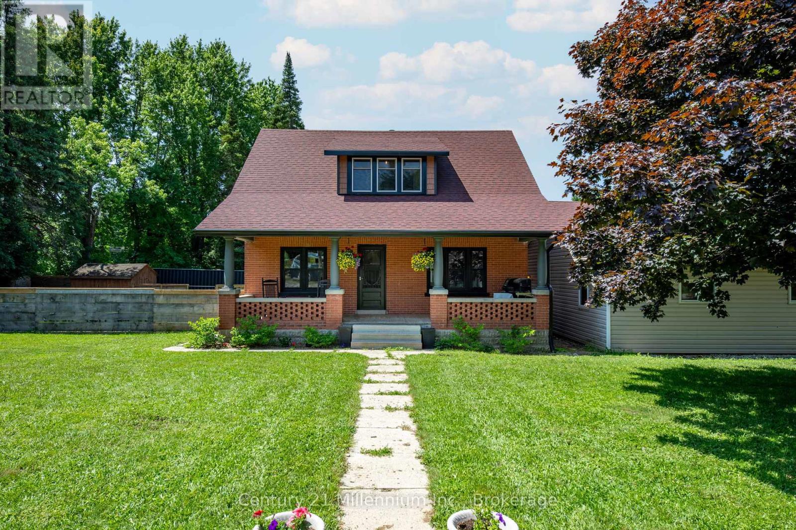 776856 10 HIGHWAY, Chatsworth, Ontario
