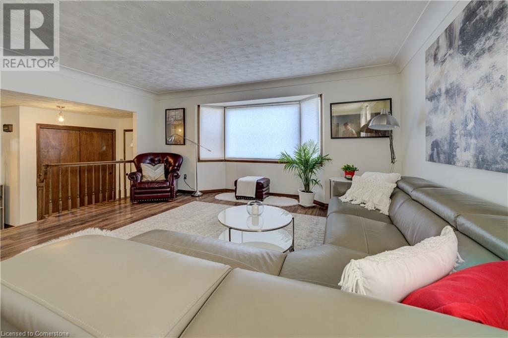 10 Winfield Court, St. Catharines, Ontario  L2M 7K6 - Photo 6 - 40744525