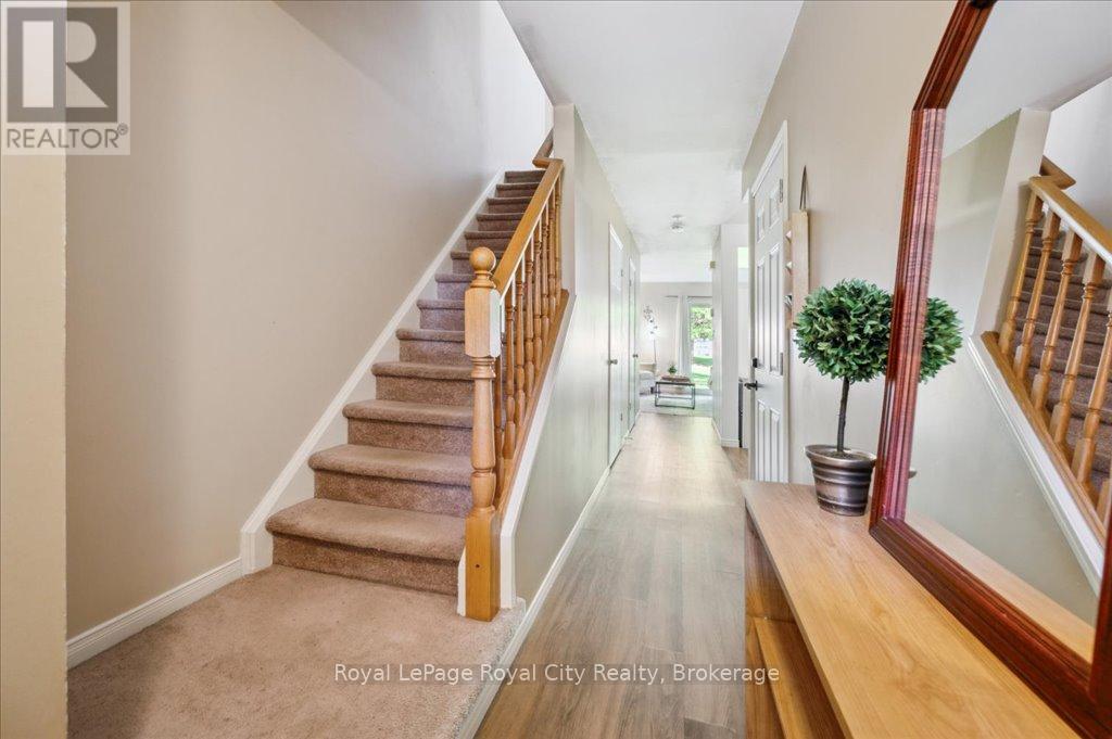 69 Roehampton Crescent, Guelph, Ontario  N1L 1M8 - Photo 11 - X12267857