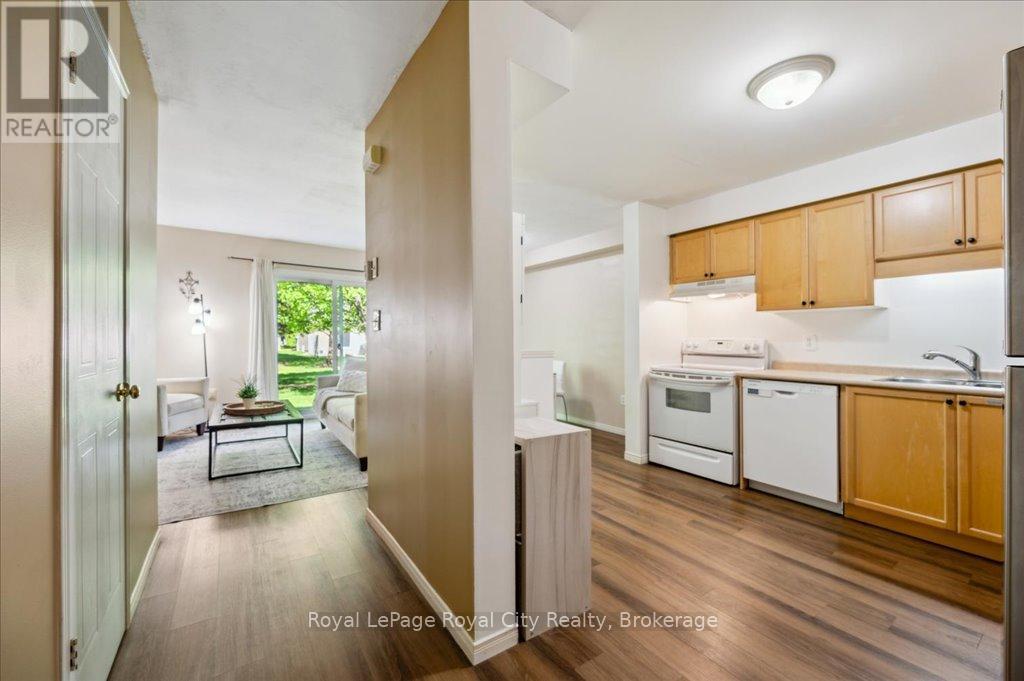 69 Roehampton Crescent, Guelph, Ontario  N1L 1M8 - Photo 13 - X12267857
