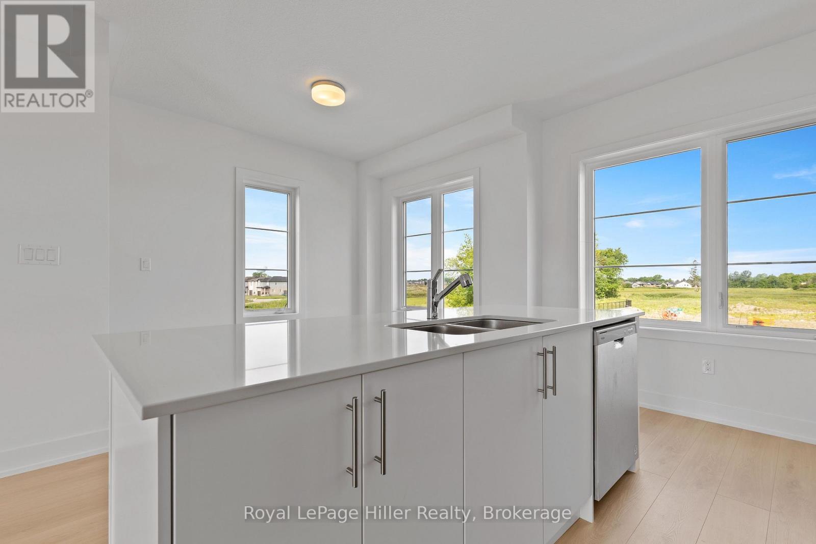 60 Balladry Boulevard, Stratford, Ontario  N5A 6S6 - Photo 8 - X12267992