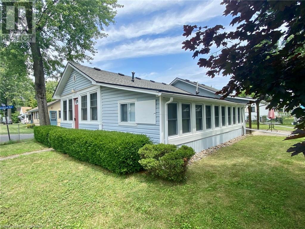 376 Oakwood Avenue, Crystal Beach, Ontario  L0S 1B0 - Photo 15 - 40748474