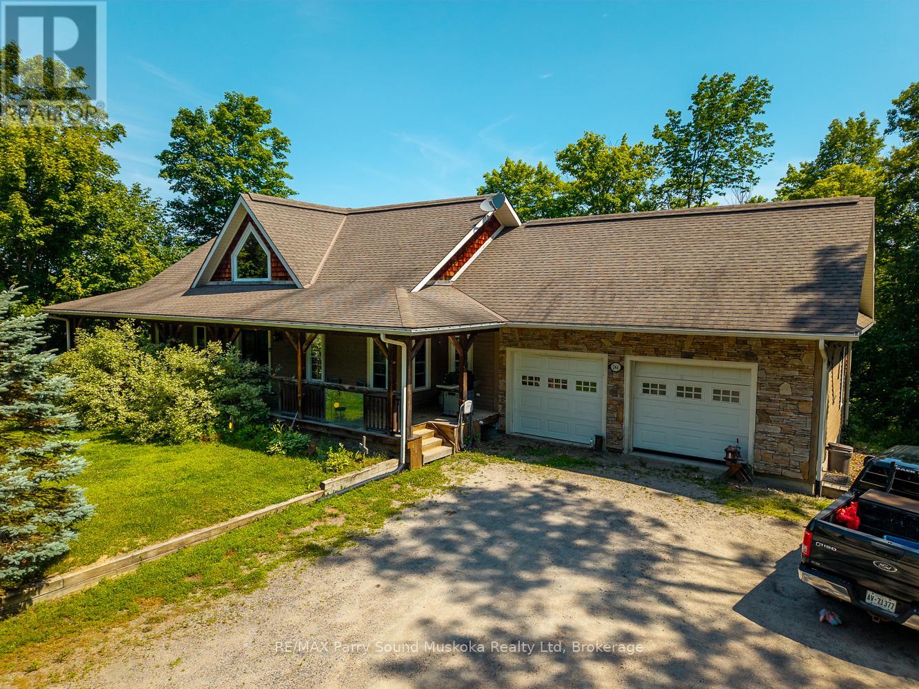 246 High Street, Georgian Bay, Ontario  P0C 1H0 - Photo 2 - X12268161