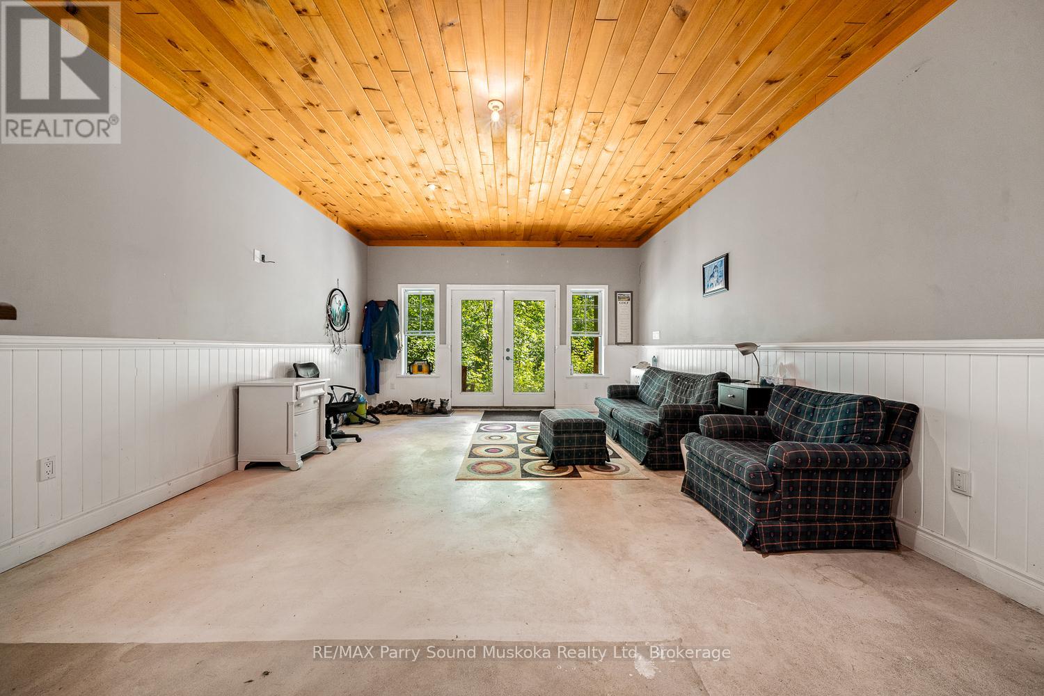 246 High Street, Georgian Bay, Ontario  P0C 1H0 - Photo 25 - X12268161