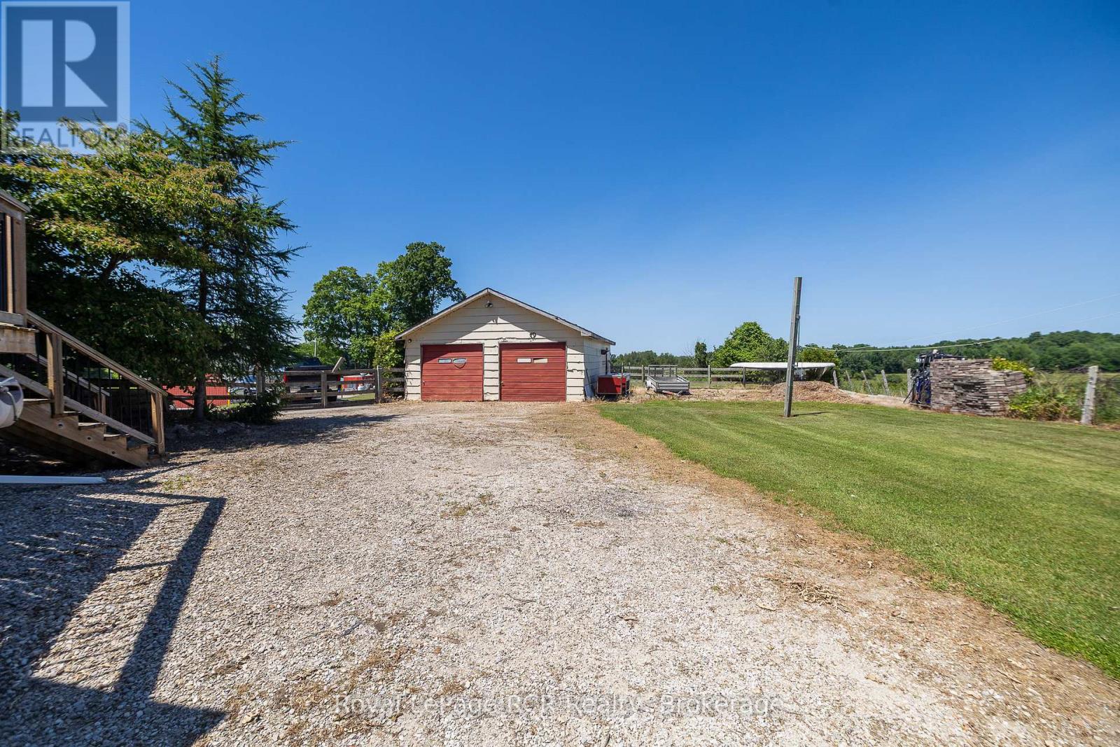 177569 Grey Rd 18 Road, Georgian Bluffs, Ontario  N4K 5N5 - Photo 46 - X12268326