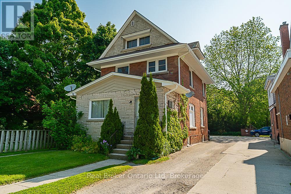679 2ND AVENUE E, Owen Sound, Ontario