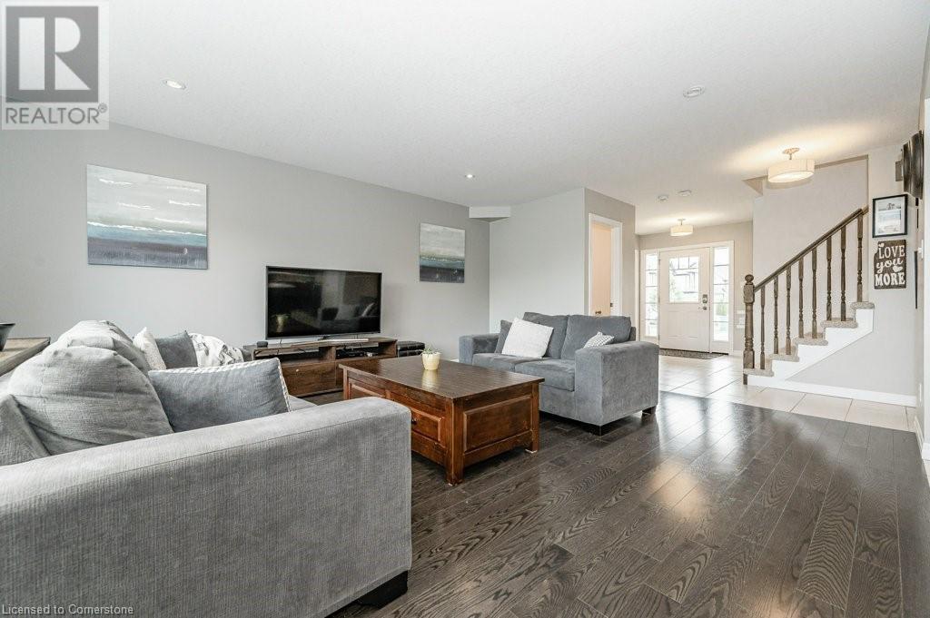 131 Hardcastle Drive, Cambridge, Ontario  N1S 0A6 - Photo 4 - 40748369