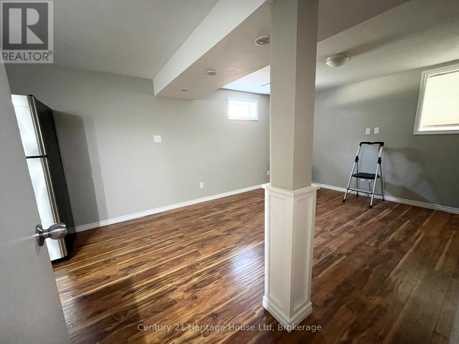 375 West Acres Drive, Guelph, Ontario  N1H 7B3 - Photo 10 - X12268379
