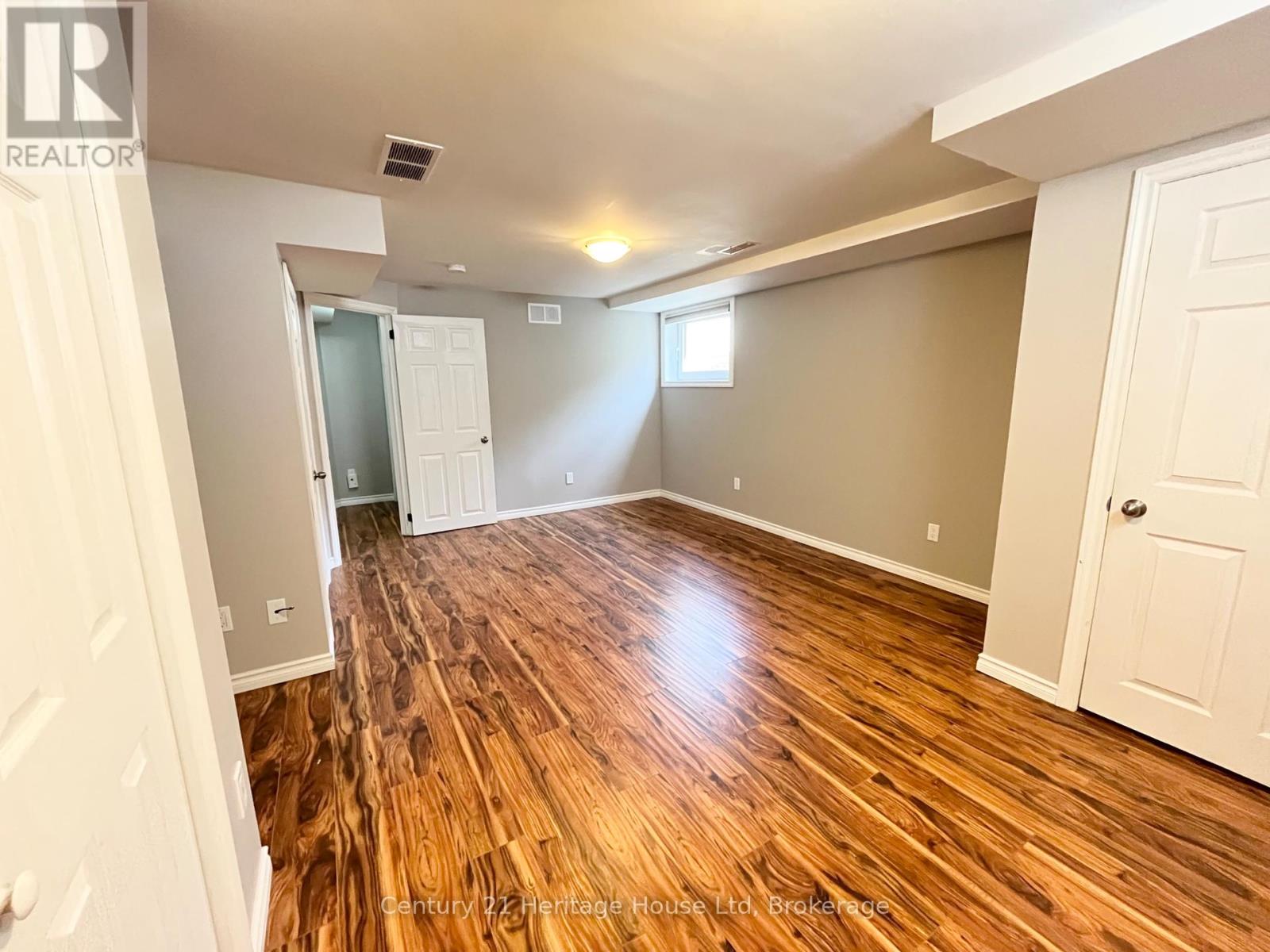 375 West Acres Drive, Guelph, Ontario  N1H 7B3 - Photo 19 - X12268379