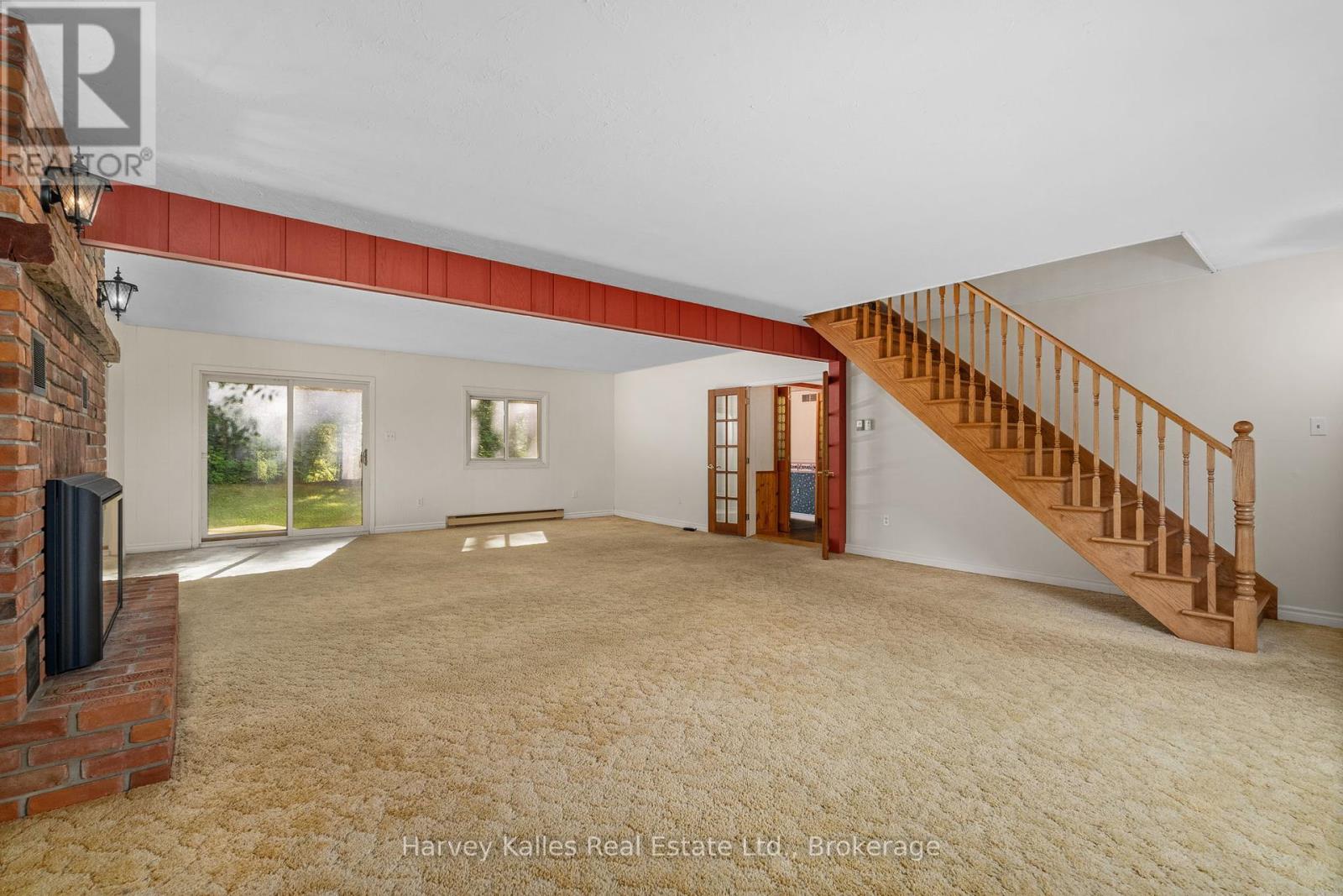 835 Muskoka Road 3 N, Huntsville, Ontario  P1H 1E1 - Photo 21 - X12268512