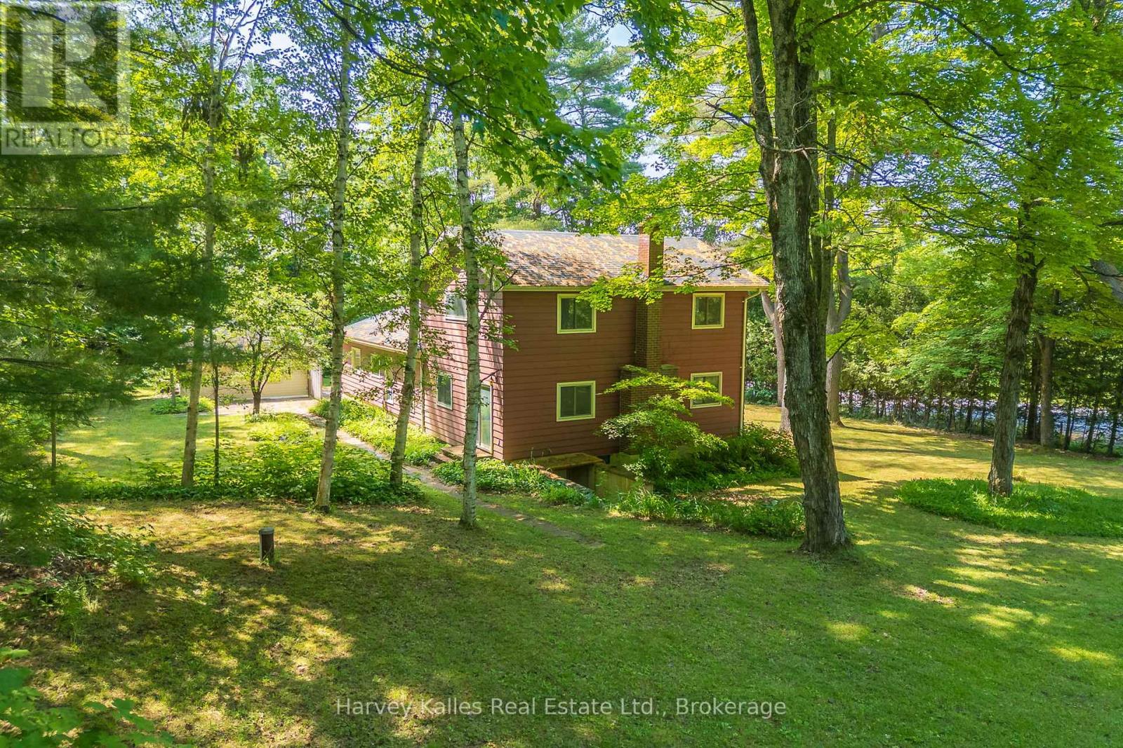 835 Muskoka Road 3 N, Huntsville, Ontario  P1H 1E1 - Photo 28 - X12268512