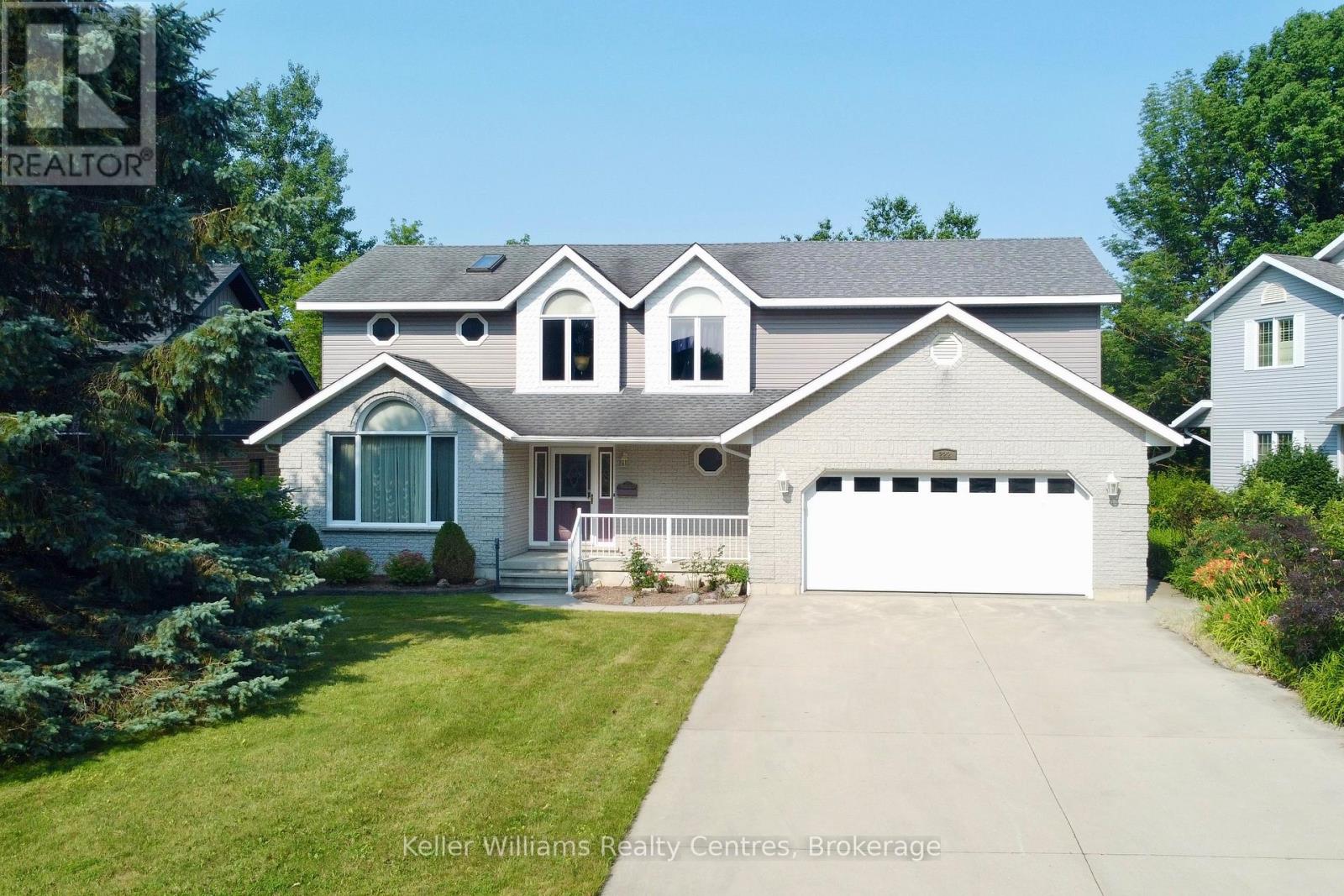 222 2ND AVENUE, Hanover, Ontario