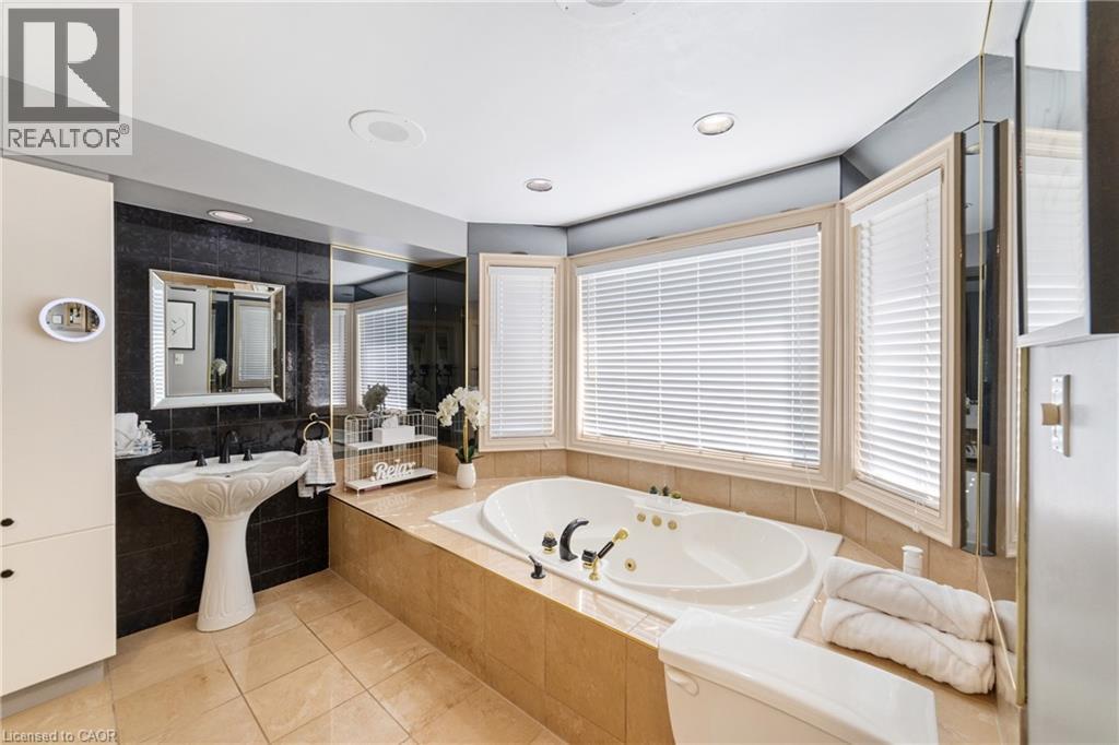 7775 St. Augustine Crescent, Niagara Falls, Ontario  L2H 2X3 - Photo 19 - 40748305