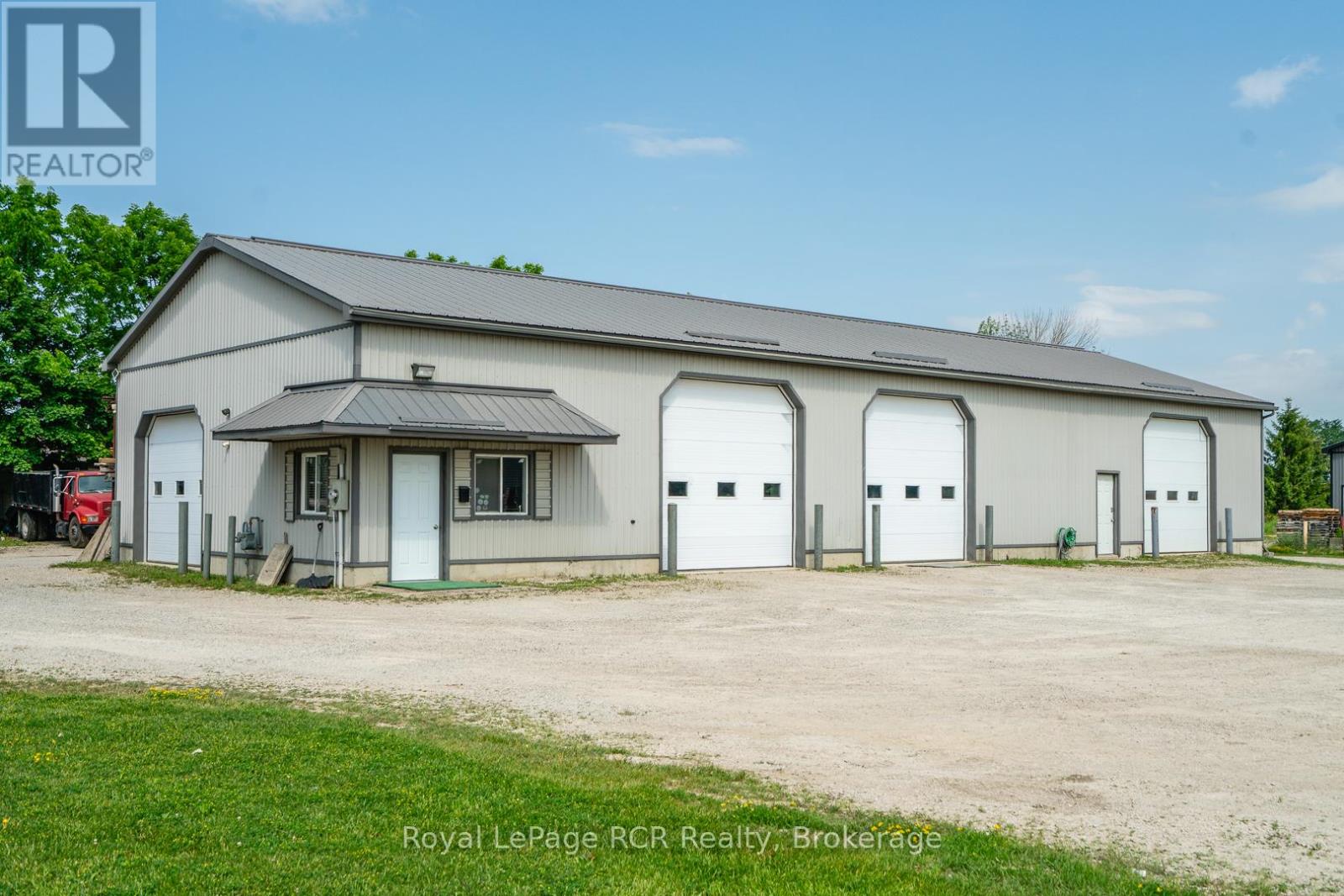 74 14th Avenue, Hanover, Ontario  N4N 3V9 - Photo 10 - X12268760