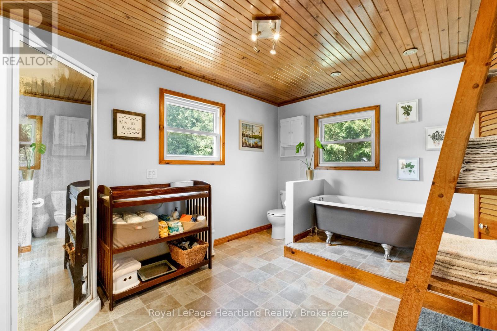 38480 Blyth Road, Ashfield-Colborne-Wawanosh, Ontario  N0M 1E0 - Photo 5 - X12268843