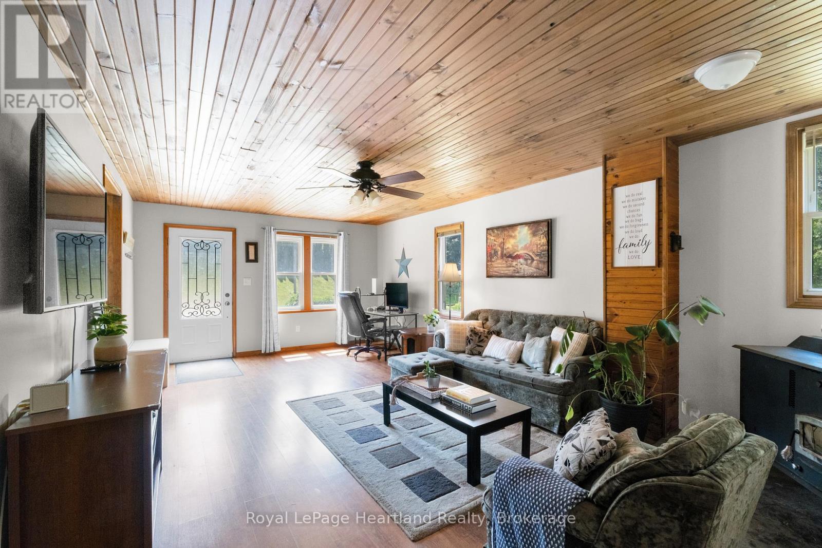 38480 Blyth Road, Ashfield-Colborne-Wawanosh, Ontario  N0M 1E0 - Photo 6 - X12268843