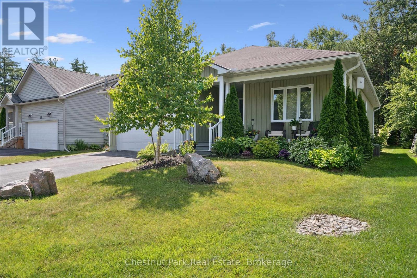 153 Pineridge Gate, Gravenhurst, Ontario  P1P 0A3 - Photo 4 - X12268984
