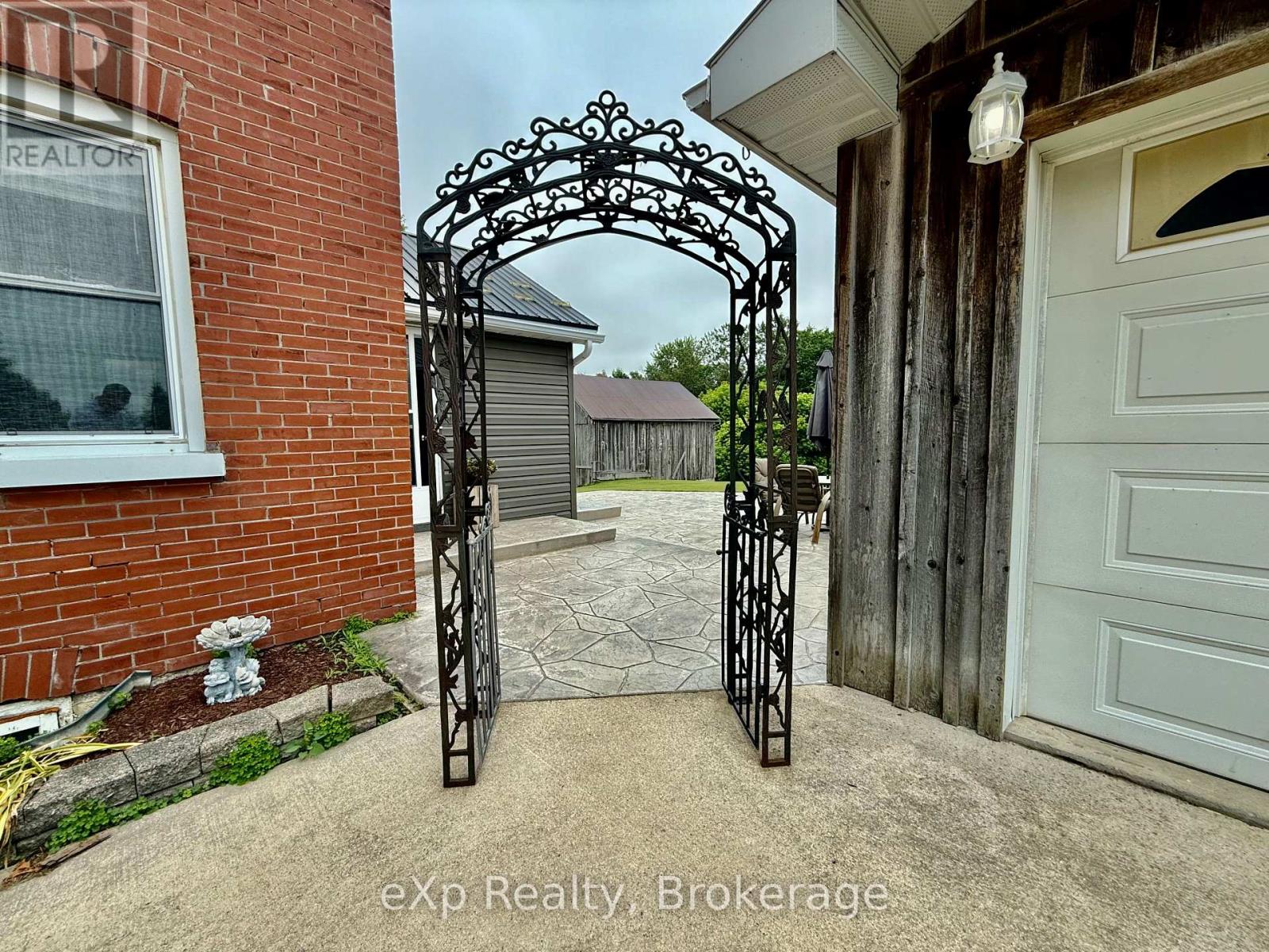 99 6 Concession, Brockton, Ontario  N0G 1K0 - Photo 17 - X12269079