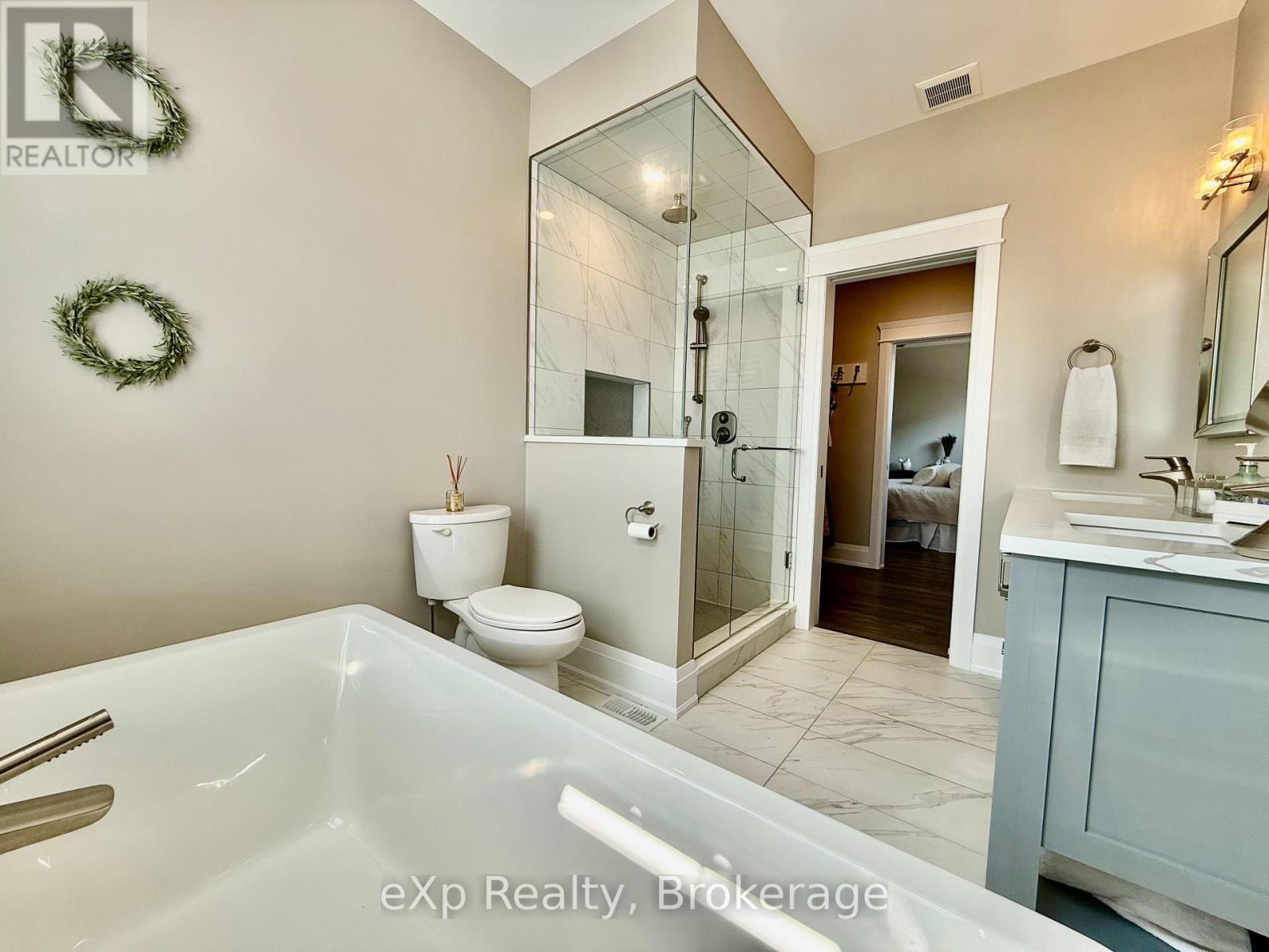 150 17th A Avenue, Hanover, Ontario  N4N 3V3 - Photo 16 - X12269184