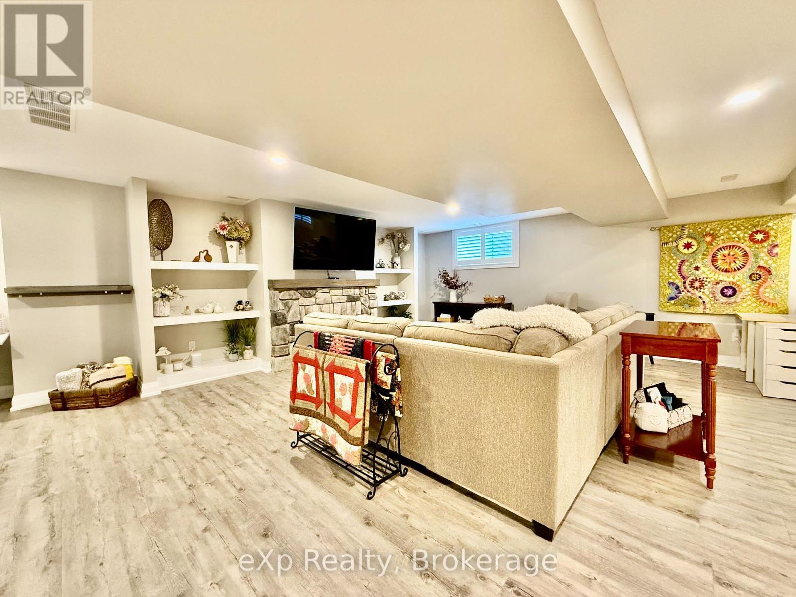 150 17th A Avenue, Hanover, Ontario  N4N 3V3 - Photo 40 - X12269184