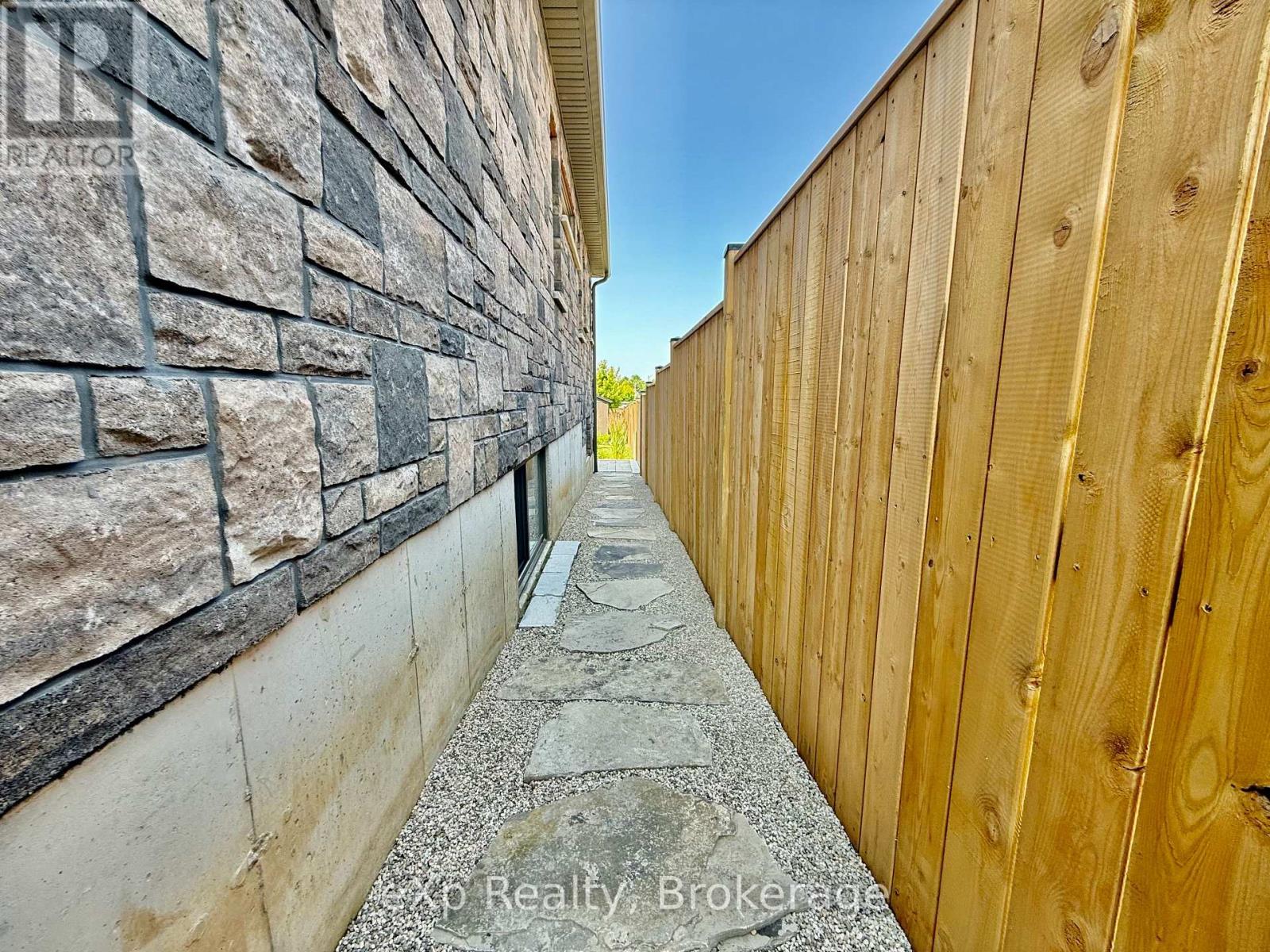 150 17th A Avenue, Hanover, Ontario  N4N 3V3 - Photo 45 - X12269184