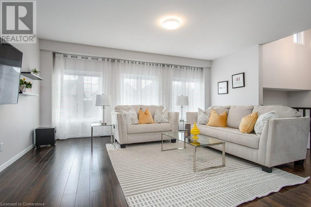 573 Sundew Drive, Waterloo, Ontario  N2V 0B9 - Photo 2 - 40748955