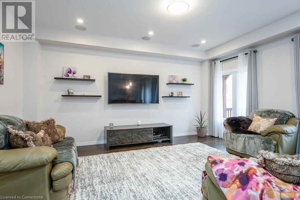 573 Sundew Drive, Waterloo, Ontario  N2V 0B9 - Photo 9 - 40748955