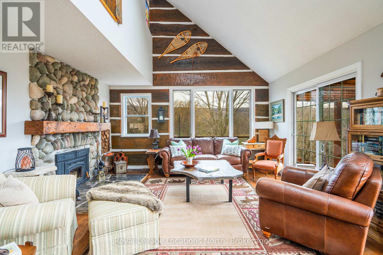 635017 Pretty River Road, Blue Mountains, Ontario  L0M 1P0 - Photo 11 - X12269269