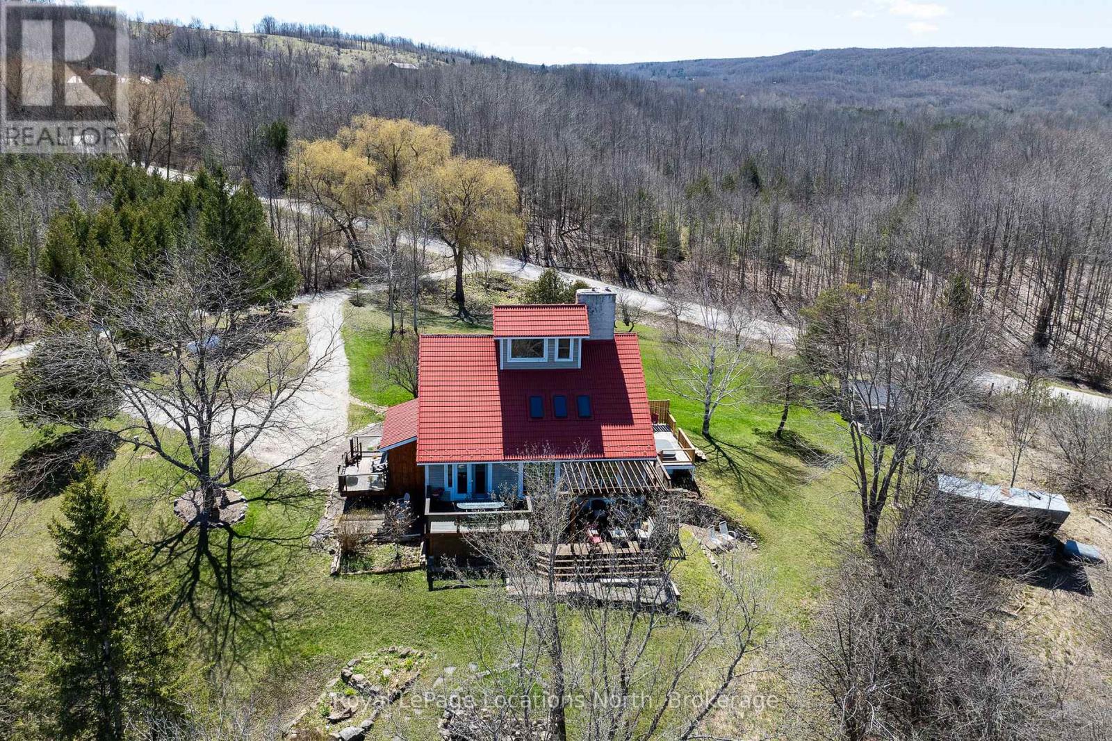 635017 Pretty River Road, Blue Mountains, Ontario  L0M 1P0 - Photo 3 - X12269269