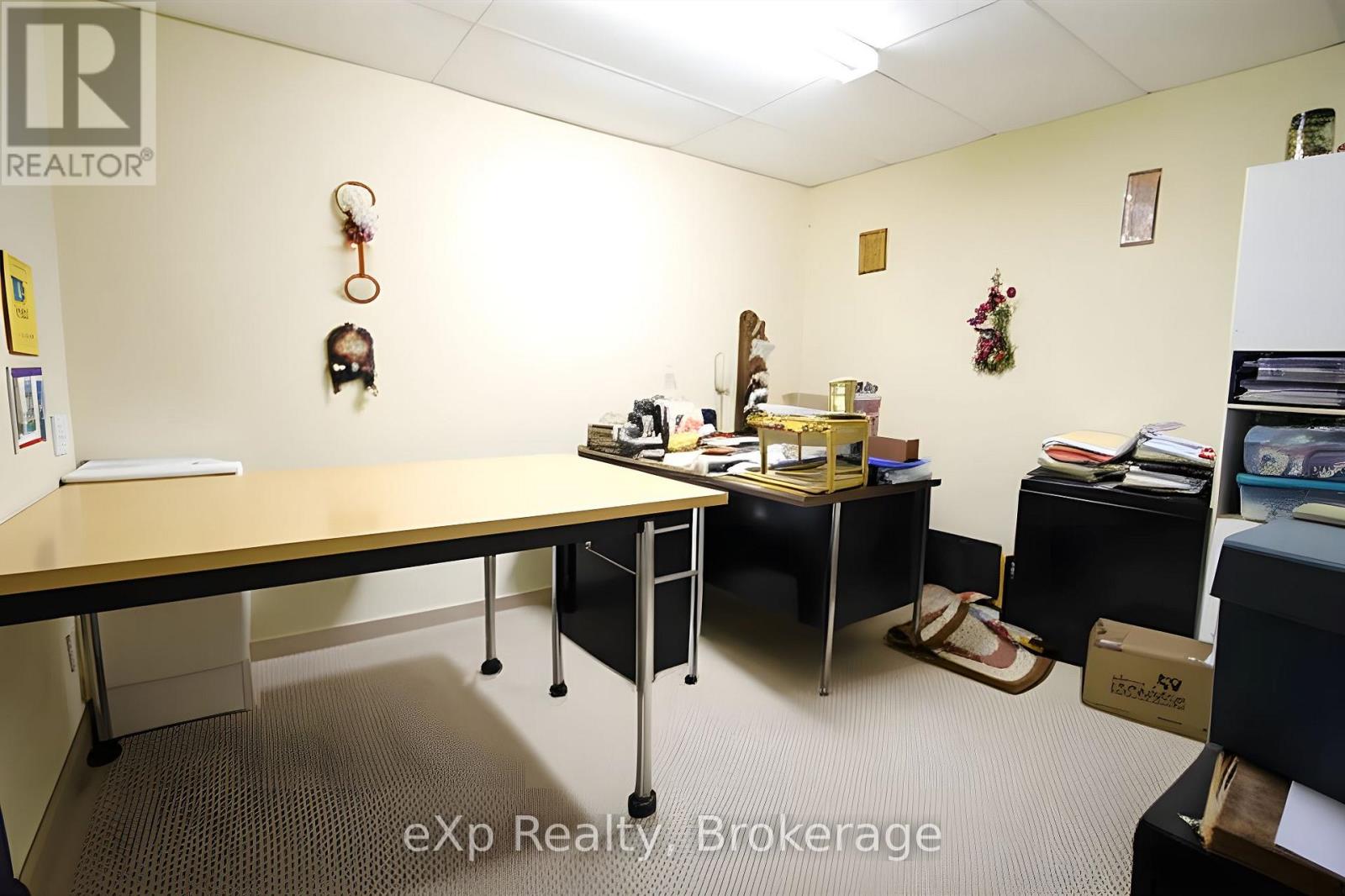 544267 Bell's Lake Road, West Grey, Ontario  N0C 1H0 - Photo 11 - X12269311