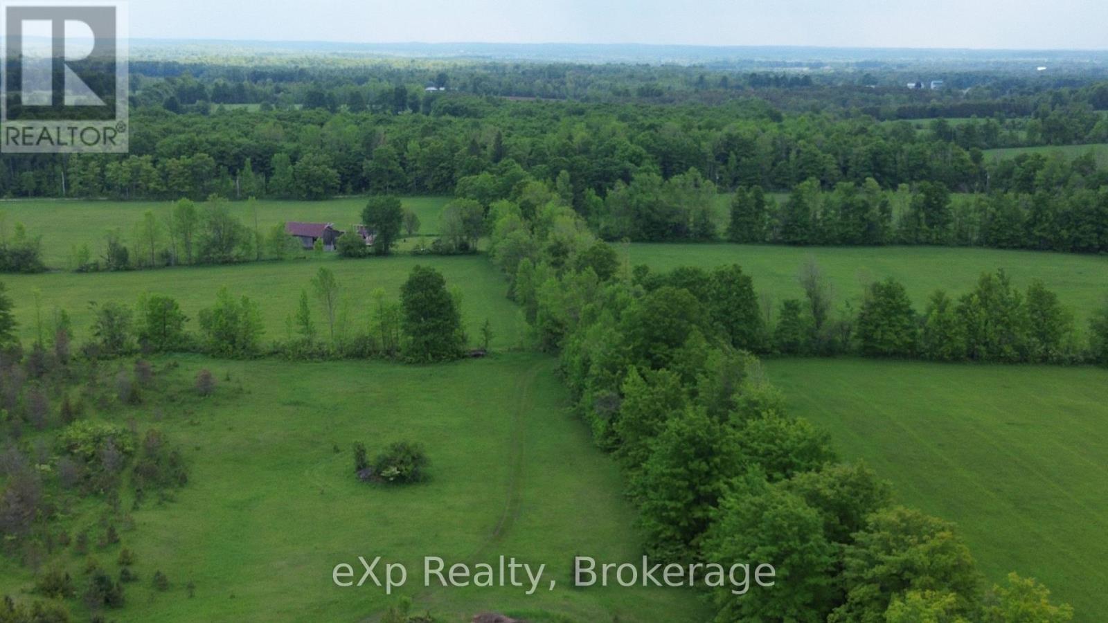 544267 Bell's Lake Road, West Grey, Ontario  N0C 1H0 - Photo 20 - X12269311