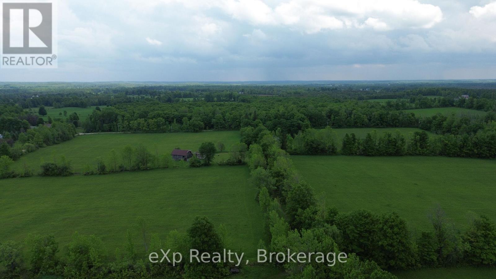 544267 Bell's Lake Road, West Grey, Ontario  N0C 1H0 - Photo 26 - X12269311