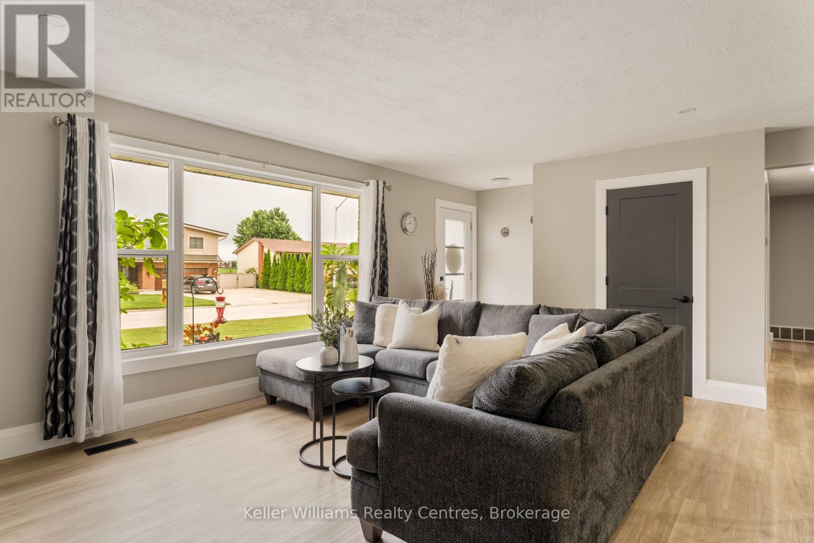 24 Fairview Drive, Arran-Elderslie, Ontario  N0G 1L0 - Photo 13 - X12269462