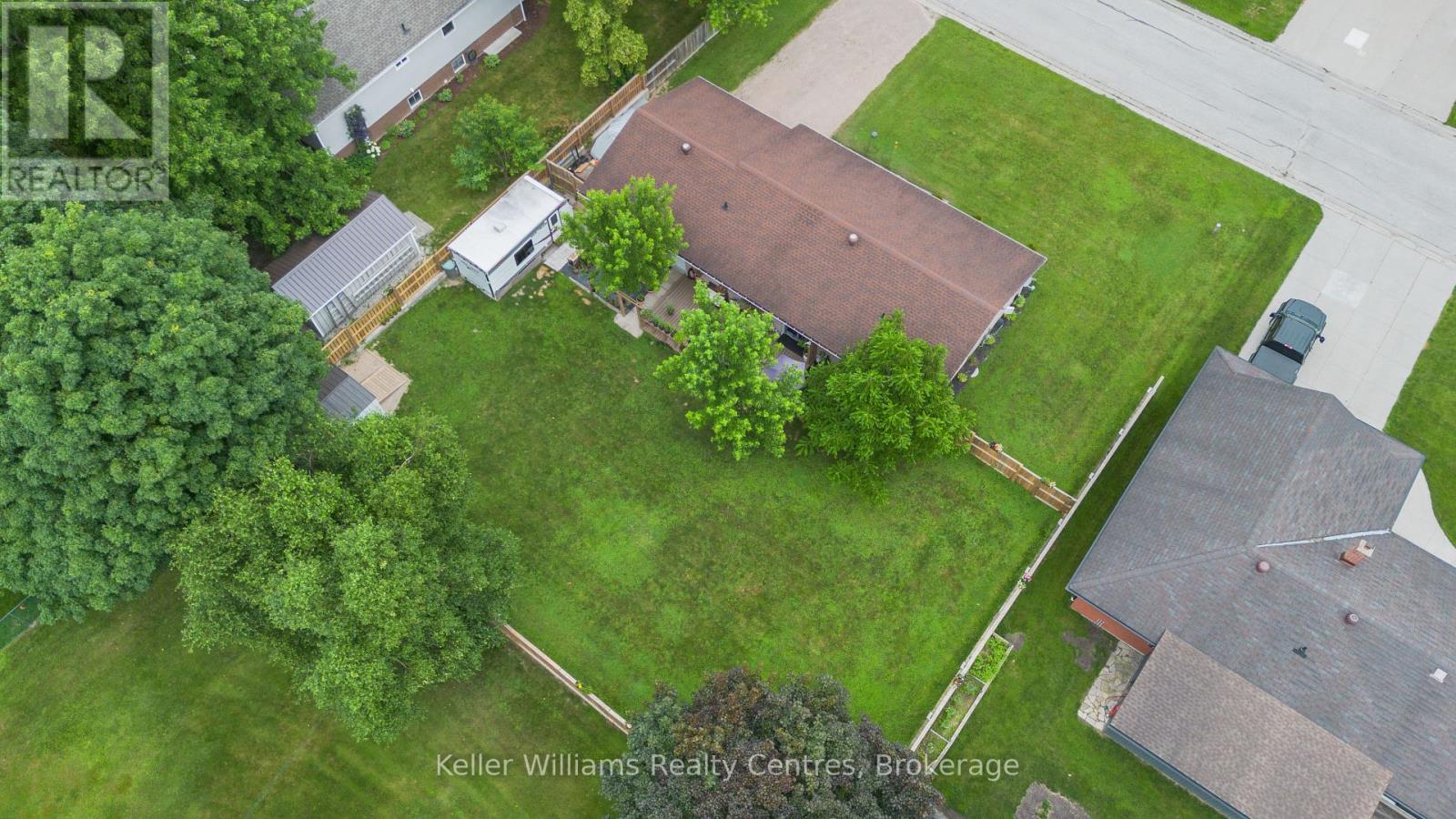 24 Fairview Drive, Arran-Elderslie, Ontario  N0G 1L0 - Photo 42 - X12269462