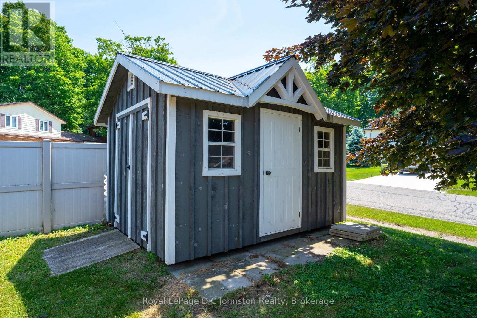 415 Wellington Street, Saugeen Shores, Ontario  N0H 2C0 - Photo 29 - X12269479