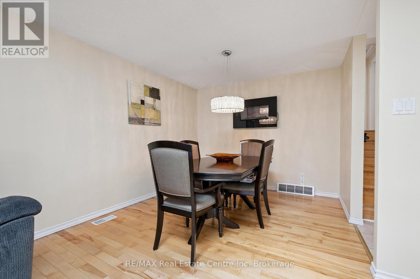 164 Macatee Place, Cambridge, Ontario  N1R 6Z8 - Photo 18 - X12269497