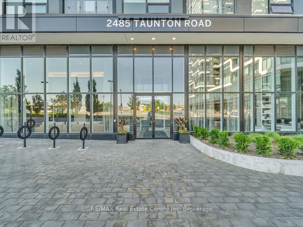 427 - 2485 Taunton Road, Oakville, Ontario  L6H 3R8 - Photo 3 - W12269554