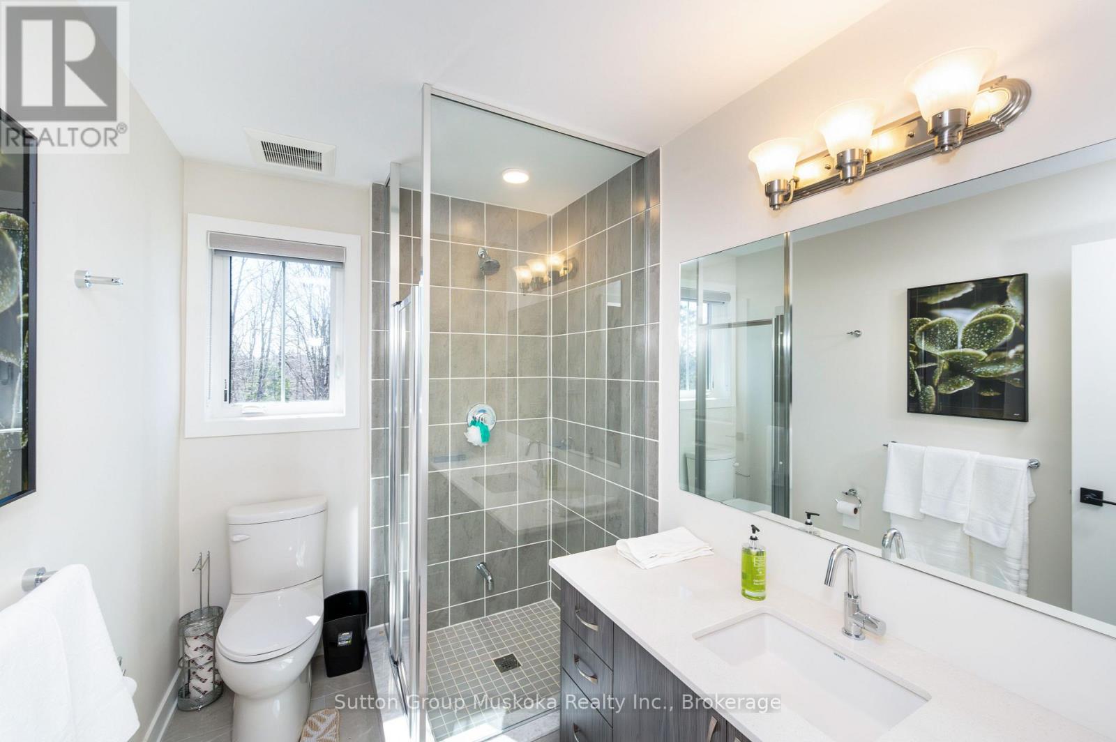 23 - 1020 Ridgeline Drive, Lake Of Bays, Ontario  P1H 1K0 - Photo 26 - X12269533
