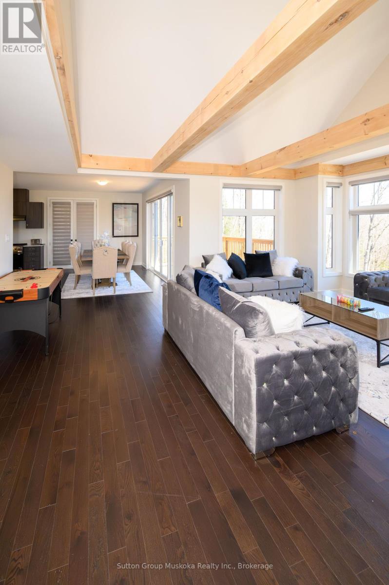 23 - 1020 Ridgeline Drive, Lake Of Bays, Ontario  P1H 1K0 - Photo 7 - X12269533