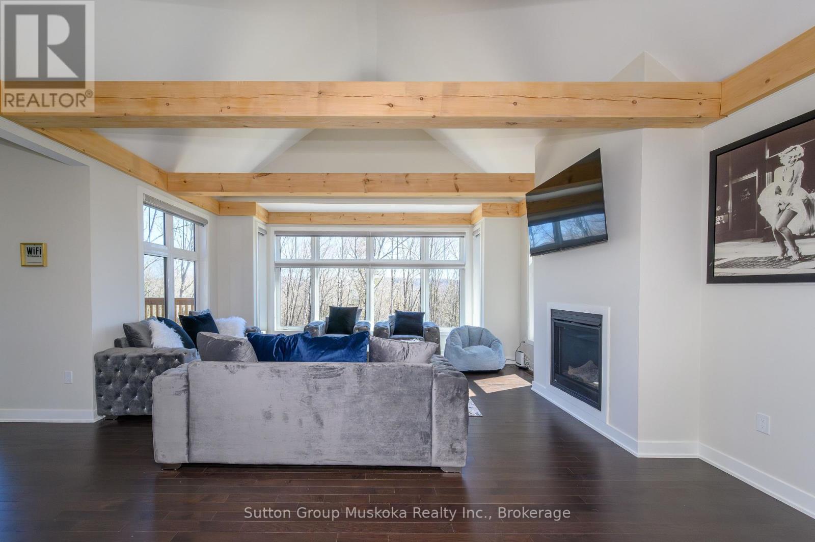 23 - 1020 Ridgeline Drive, Lake Of Bays, Ontario  P1H 1K0 - Photo 8 - X12269533